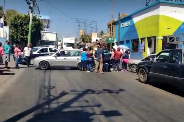 Por Incumplimiento De Sapac Vecinos De La Colonia Mina Est N Sin