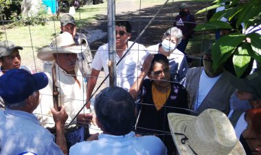 Acusan trampa en la reelección de Félix Cuevas como líder comunero