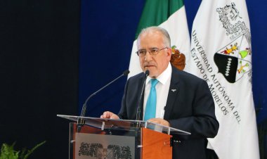 Destaca popularidad de Gustavo  Urquiza en el ranking de rectores