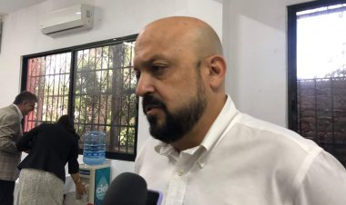 Que ya funcionen termoeléctrica,  aeropuerto y mina: industriales