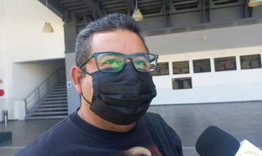 Campesinos se lanzan contra partidos políticos