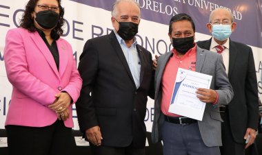 Reconoce el rector Urquiza la labor de los trabajadores administrativos