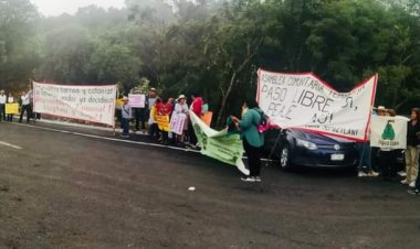 Comuneros exigen a AMLO restauración ambiental y paso libre