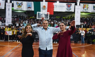Inauguraron Cuauhtémoc Blanco y Ana Gabriela Guevara los Juegos Nacionales Populares 2022