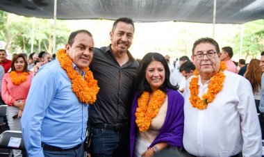 Asistió Cuauhtémoc Blanco a informe de la diputada Zavala