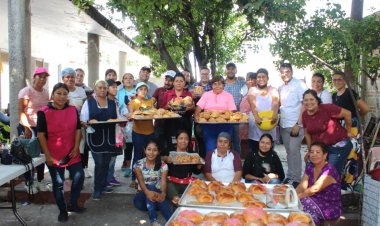 Clausura del taller de elaboración  de pan de Día de Muerto en Jojutla