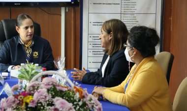 Celebra Cobaem firma de convenio con International House Cuernavaca