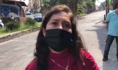 Vendedores de flores hacen bloqueo  por persecución autoridad capitalina