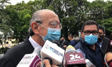 Critican padres "megapuente" en educación básica autorizado por Cornejo