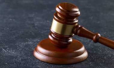 Foro de abogados exige a Uriel Carmona tener dignidad e irse