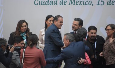 Hace reconocimiento Cuauhtémoc Blanco a Zoé Robledo
