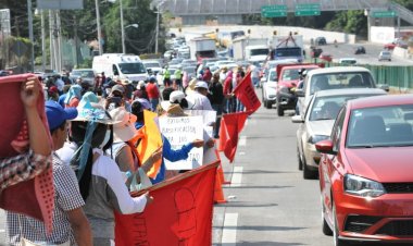 Maestros de Guerrero provocaron  caos este viernes en Cuernavaca