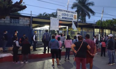 Por casos de coxsakie en las  escuelas, los padres protestan