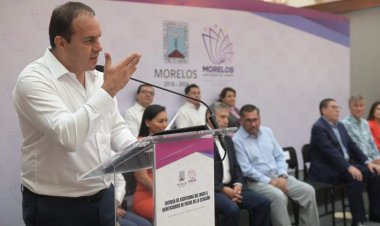 Reciben escrituras más de 300 familias de los Patios de la Estación