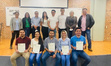 Estudiantes de la UAEM, primer lugar en concurso Techstars Startup Weekend