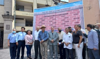 "Muro de la Impunidad" en sede del P. Judicial, instalado por abogados