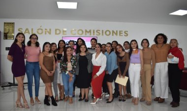 Universitarias exigen espacios de  participación y respeto a sus derechos