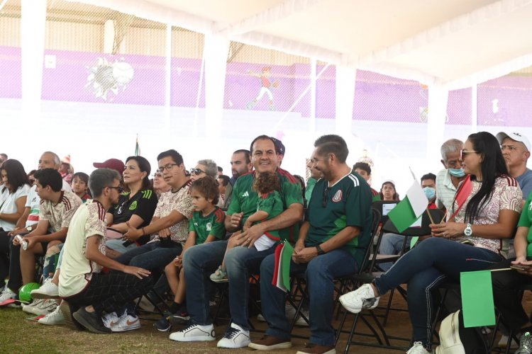 Cuauhtémoc Blanco vio la derrota de México junto con decenas