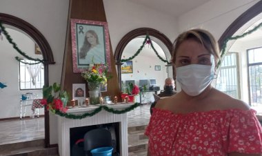 Recuerdan con misa a víctimas del sida