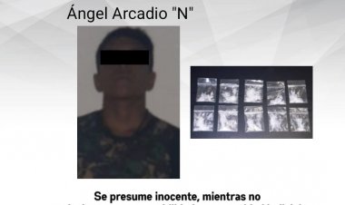 Ofrecía en la madrugada en Zacatepec droga, según acusan agentes policiacos