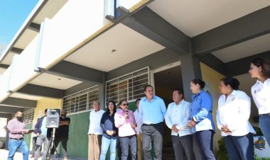 Ofrece Cuauhtémoc Blanco reparación de las instalaciones de Colegio de Bachilleres