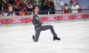Se presentó el exitoso Donovan Carrillo en la pista de hielo de Jojutla
