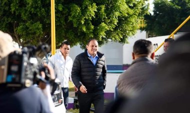 Avanzan gestiones por recursos para aguinaldo en la UAEM: Cuauhtémoc Blanco