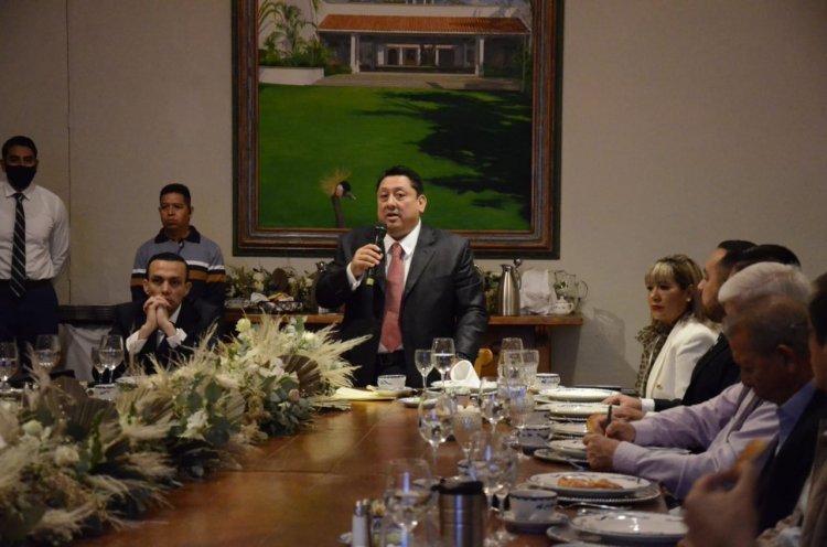 Se reunió el fiscal Carmona con empresarios del G-19