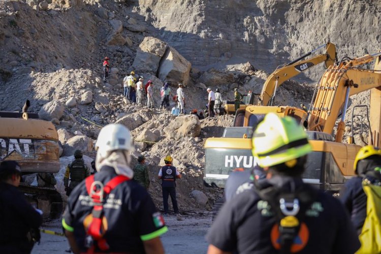 Tragedia en una mina; derrumbe dejó sepultados a 2 trabajadores