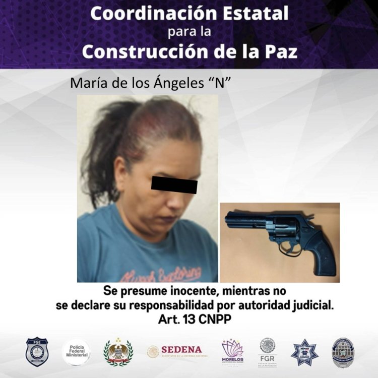 Detuvo la policía en Cuautla a esta mujer por portar un arma prohibida