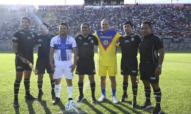 Participó Cuauhtémoc Blanco en partido de leyendas de Xochitepec