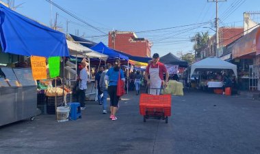 Comerciantes afectados por incendio ya venden mercancía