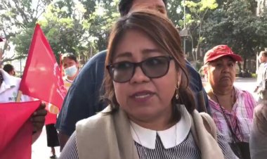 Antorchistas exigen obras para colonias pobres