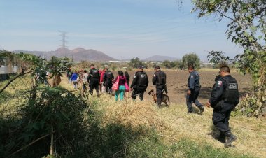 Con perros y drones, buscan a los 2 niños desaparecidos