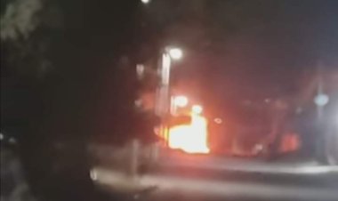 Incendiaron vehículos en Cuautla y Ayala