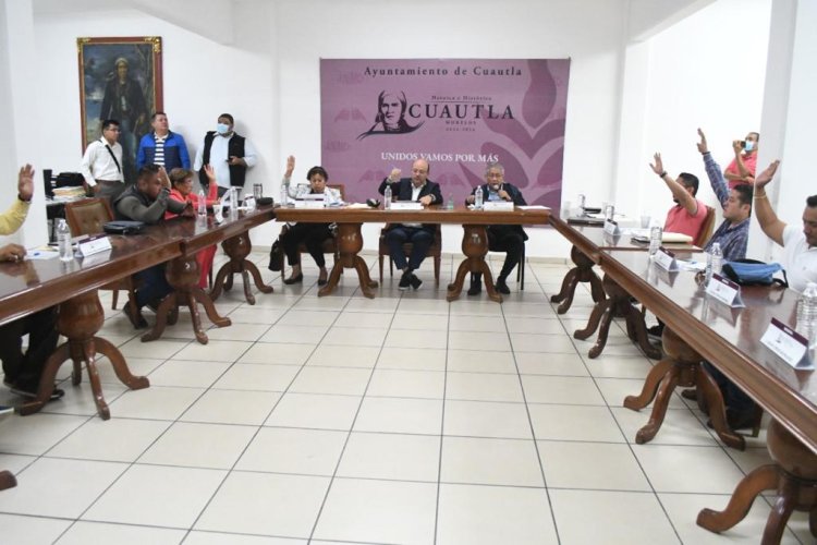 Locatarios afectados por incendio en Cuautla no pagarán el derecho de piso