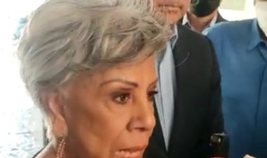 Exige la directora de SAPAC  pagos para cumplirle a la CFE