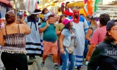 Prácticamente, todo está listo para el carnaval de Tlayacapan