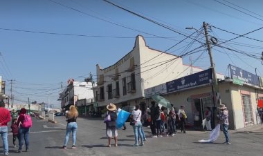 Quejas por el muy deficiente  servicio de agua en Temixco