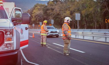 Grave afectación al tráfico en La Pera-Cuautla por volcadura