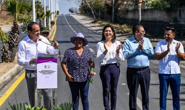 Inauguró el gobernador reconstrucción de vía Tezoyuca-Chiconcuac