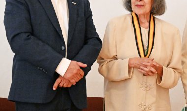 Reconocieron la trayectoria de  destacada arquitecta de UAEM