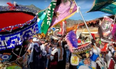 Tras cancelar el carnaval, a barrios  de Tepoztlán se llevaron el brinco