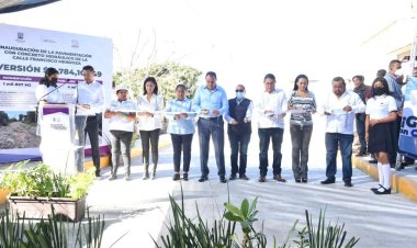 Cuauhtémoc Blanco entregó obras de pavimentación en Cuentepec, Temixco