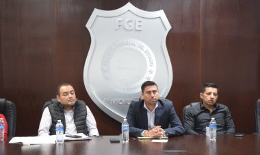 Para dar seguimiento a carpetas, se reúnen FGE y transportistas de agua