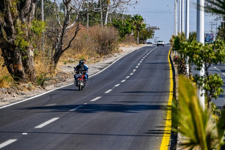 Inauguró el gobernador reconstrucción de vía Tezoyuca-Chiconcuac