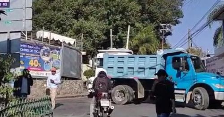 También camiones pesados  realizaron bloqueo de calles