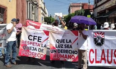 Bloqueo por excesivos cobros de la CFE