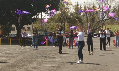 Con actos simbólicos, conmemoró  la FDyCS este miércoles el 08M