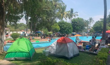 Prestadores de servicios esperan  derrama por puente vacacional